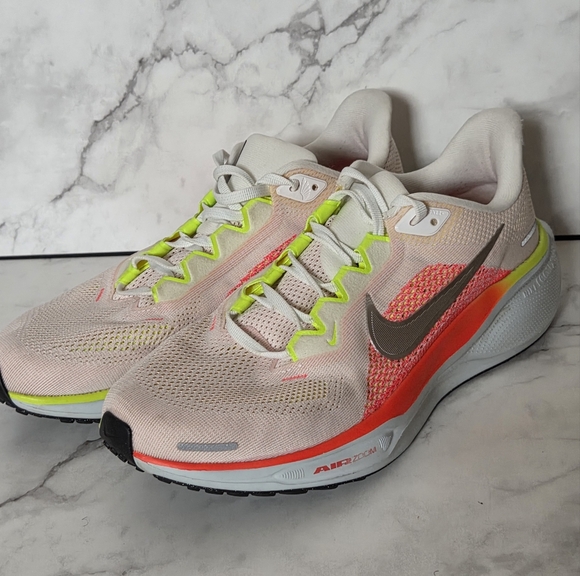 Nike Air Zoom Pegasus 41 Summit White Crimson Womens Sneakers Shoes Size 9 - Picture 4 of 9